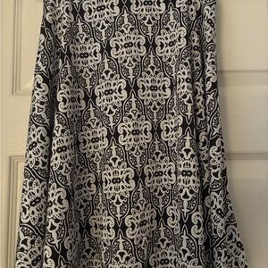 LuLaRoe Black and White Azure Size 12 Like New